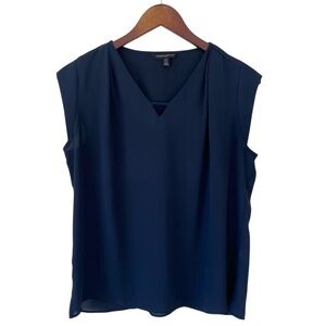 Banana Repbulic Navy Blouse | Petite Size Small | Professional | Office |